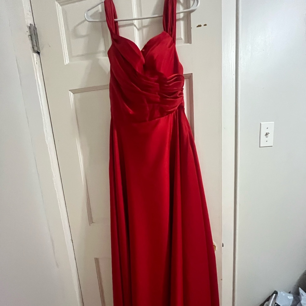 Chic Scarlet Maxi Dress